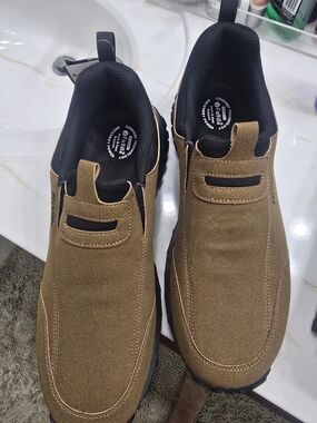 14W Men's Slip-On Loafers in Brown with Black Interior
